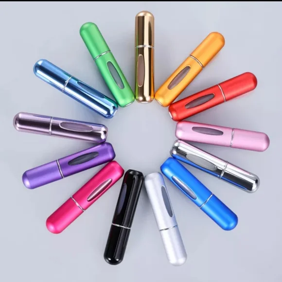 ⭐️🆕️ Refillable blue perfume empty bottle - Picture 2 of 7